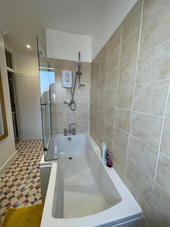 Nottingham Home Stay Εξωτερικό φωτογραφία